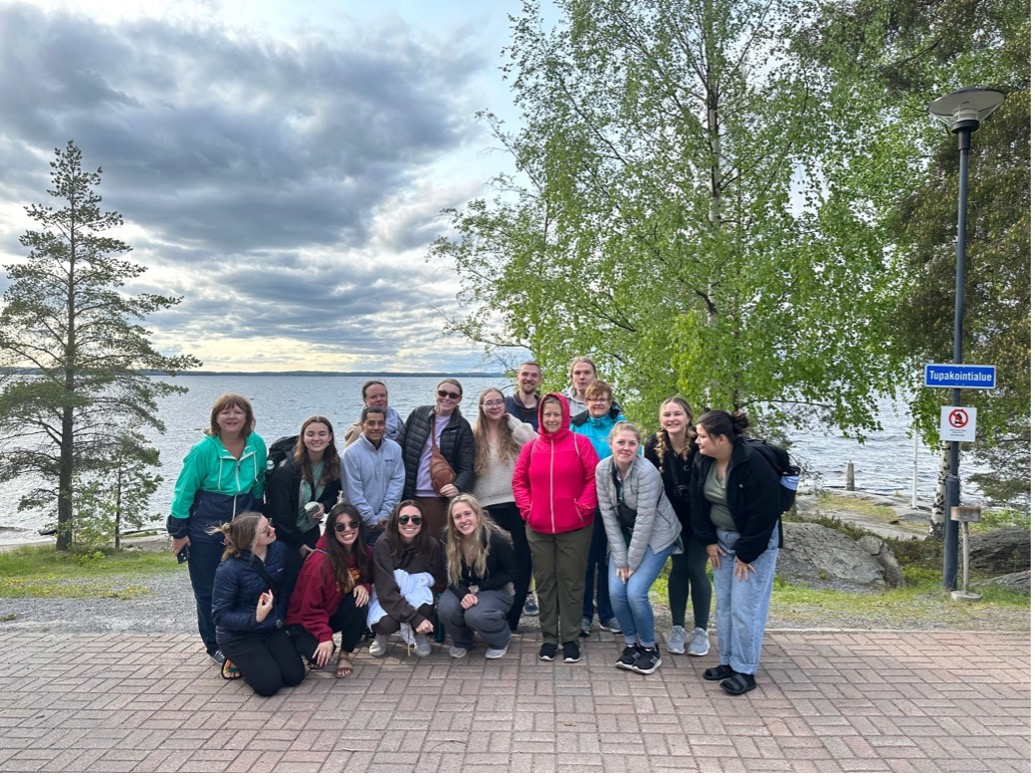 Group photo of study abroad students.