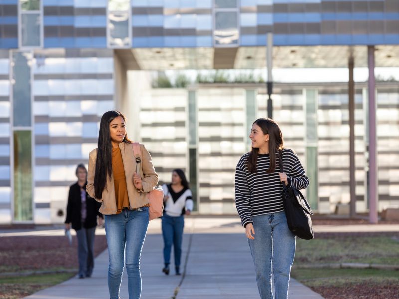 Students at N A U&ndash;Yuma campus.
