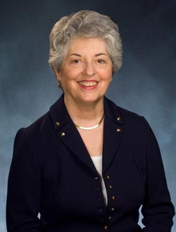 Clara Lovett