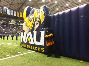 Suns Gorilla agains the NAU skydome tunnel