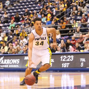 Men's Basketball takes it down court